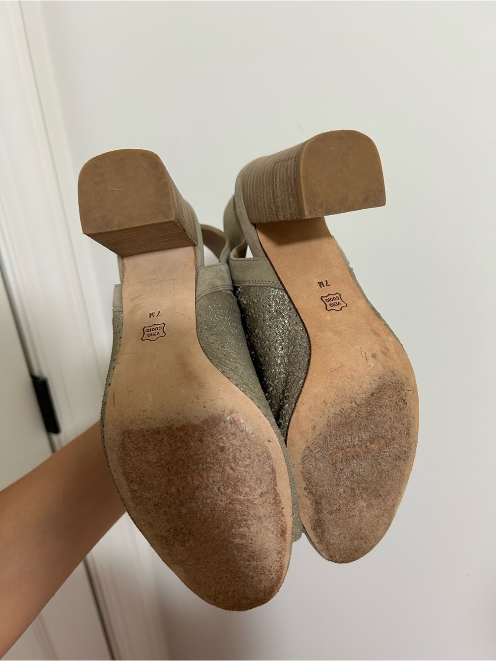 Vaneli Block Heel - Picture 5 of 7